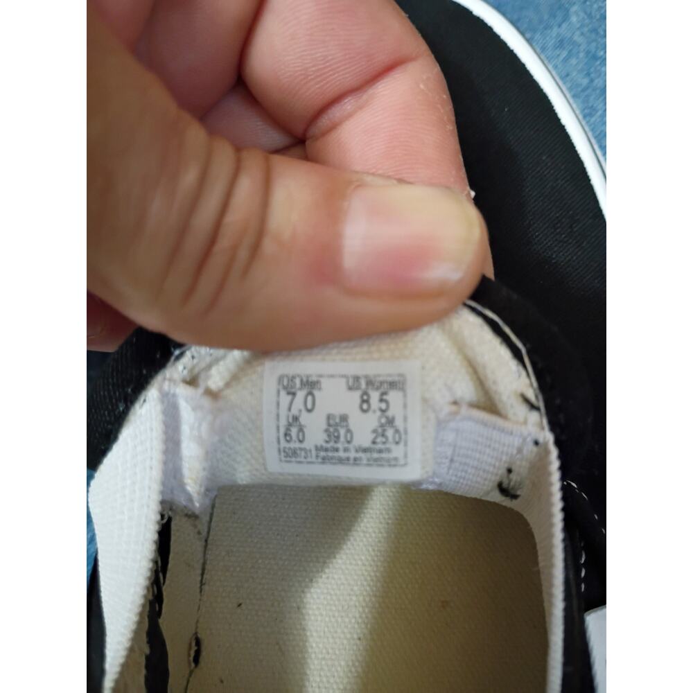 VANS Classic Slip-On lack True black Unisex Shoes men's 7 women's 8.5 - Picture 10 of 10